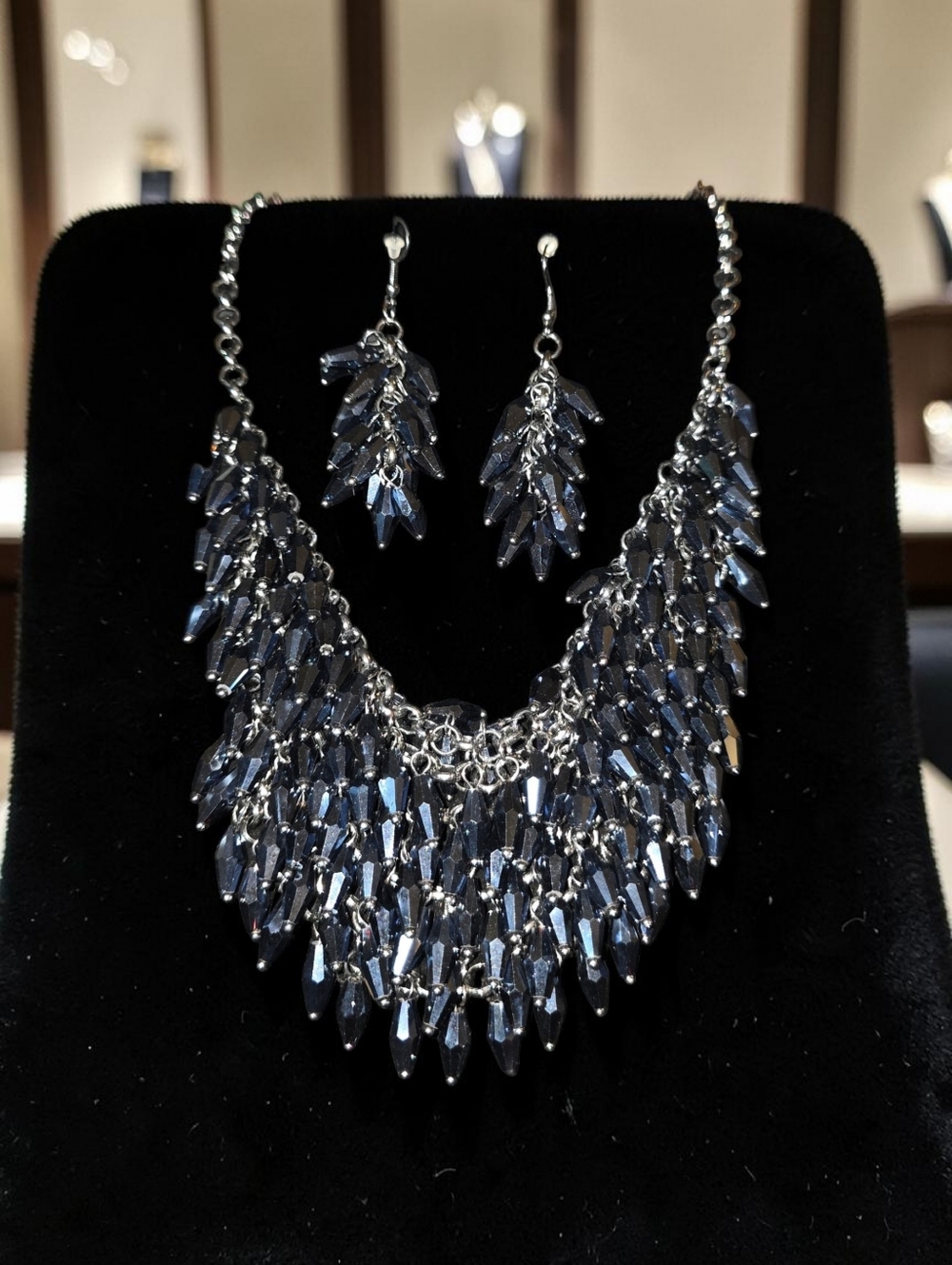 Sassified Boutique Nwt Statement Navy Crystal Fringe Necklace & Earrings Set